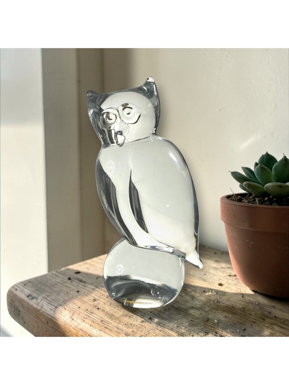 VTG Hand-Sculpted Art Glass Owl Paperweight Decorative Figurine 4 3/8" Signed